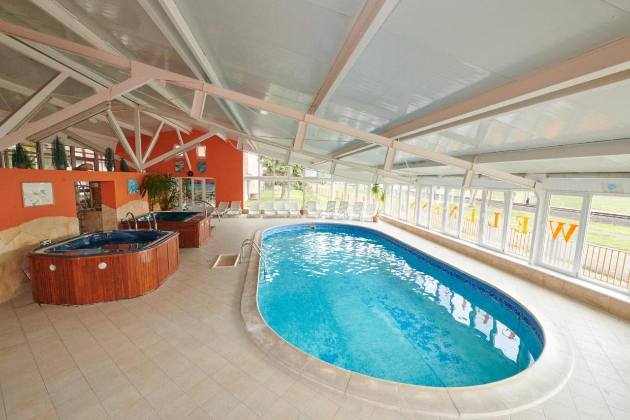 Hotel Retro Lido - Vonyarcvashegy Zewnętrze zdjęcie
