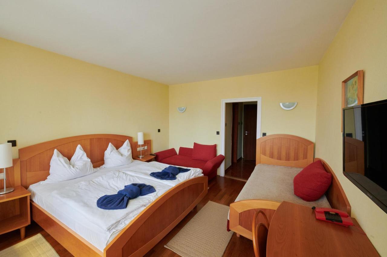 Hotel Retro Lido - Vonyarcvashegy Zewnętrze zdjęcie